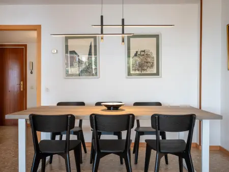 Appartement 3 chambres, terrasse, parking privatif, AC, vue mer - Photo 9