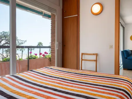 Appartement 3 chambres, terrasse, parking privatif, AC, vue mer - Photo 17