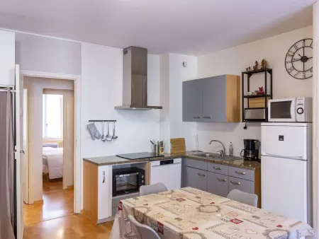 Appartement rénové 4-6 pers, centre-ville Cauterets avec balcon et wifi, à 600m des pistes - Photo 1