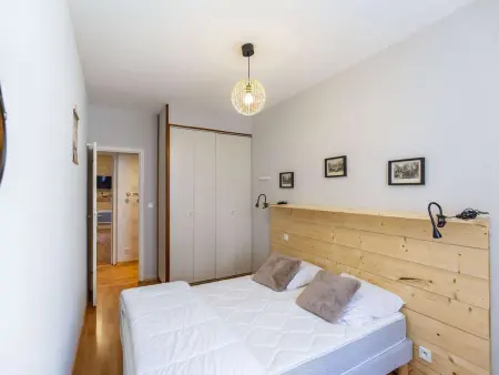 Appartement rénové 4-6 pers, centre-ville Cauterets avec balcon et wifi, à 600m des pistes - Photo 5