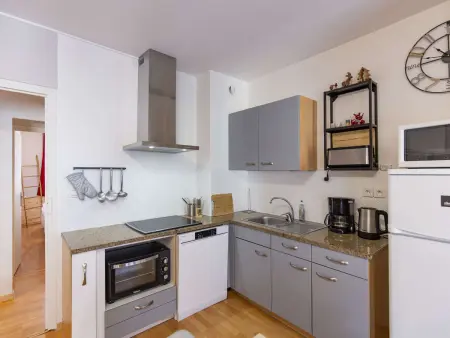 Appartement rénové 4-6 pers, centre-ville Cauterets avec balcon et wifi, à 600m des pistes - Photo 6