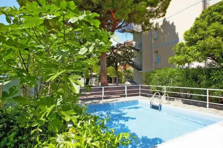 Residence Miriam Pietra Ligure-A2 Superior Plus renoviert in 2014, Appartement à Pietra Ligure avec jardin - Photo 1