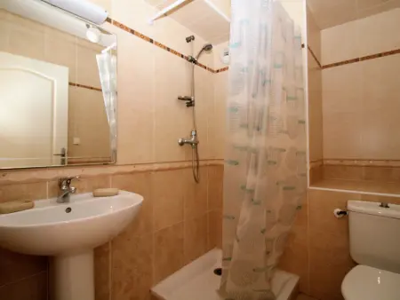 Saint Cyprien - Appartement T3 pour 6 pers. - Piscine collective, Terrasse, Parking - Photo 12