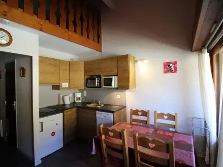 Studio mezzanine cabine 4 pers au pied des pistes, Auris en Oisans - Photo 4