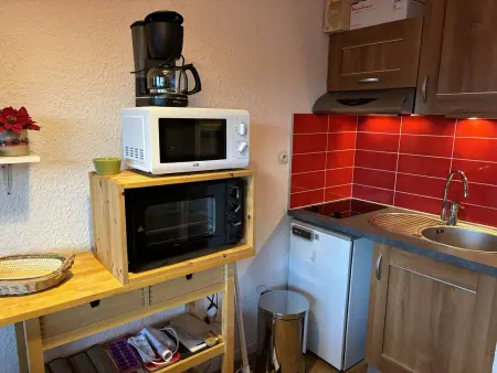 Studio cabine au pied des pistes, 3 couchages, parking - Photo 4