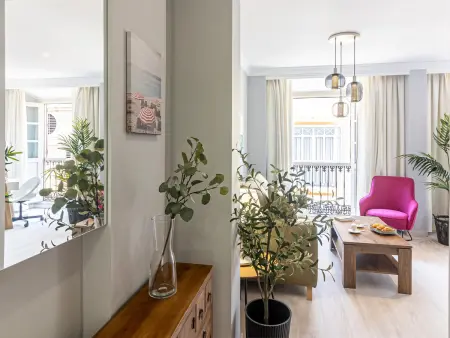 Appartement rénové avec balcon, centre de Malaga, 1 chambre, WiFi, climatisation, cuisine équipée - Photo 4