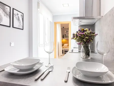 Appartement rénové avec balcon, centre de Malaga, 1 chambre, WiFi, climatisation, cuisine équipée - Photo 7