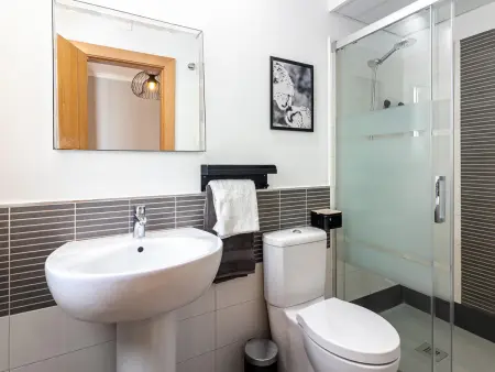 Appartement rénové avec balcon, centre de Malaga, 1 chambre, WiFi, climatisation, cuisine équipée - Photo 13