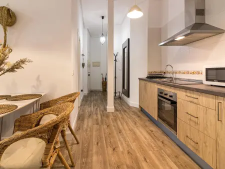 Superbe appartement rénové avec 2 chambres au cœur de Málaga, à 150m de Calle Larios - Photo 7