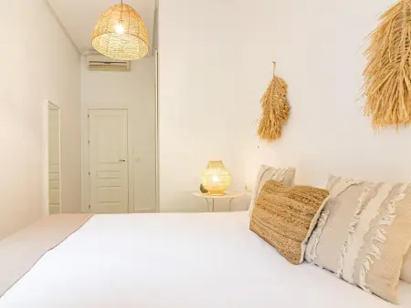 Superbe appartement rénové avec 2 chambres au cœur de Málaga, à 150m de Calle Larios - Photo 10