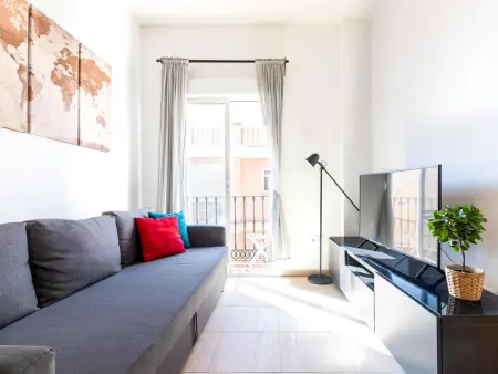 Appartement neuf au centre de Malaga, proche gare, plage et musées, calme et tout équipé avec WIFI - Photo 4