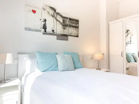 Appartement neuf au centre de Malaga, proche gare, plage et musées, calme et tout équipé avec WIFI - Photo 10