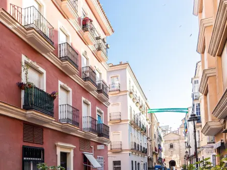 Appartement neuf au centre de Malaga, proche gare, plage et musées, calme et tout équipé avec WIFI - Photo 22