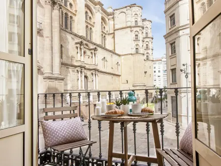 Charmant Appartement au Pied de la Cathédrale de Málaga, Wifi Gratuit et Climatisation - Photo 1