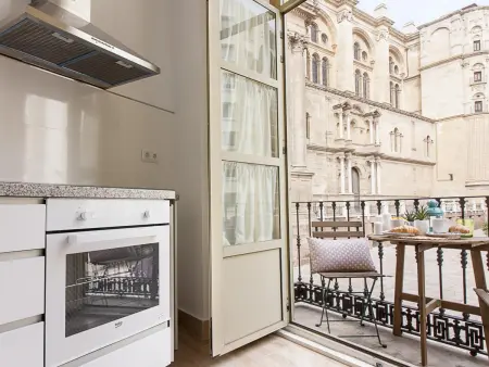 Charmant Appartement au Pied de la Cathédrale de Málaga, Wifi Gratuit et Climatisation - Photo 6