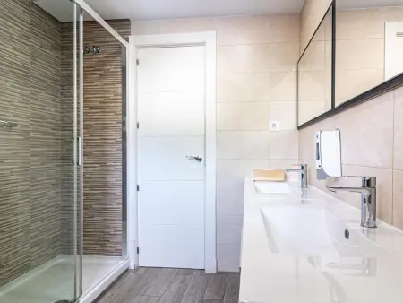Appartement Confortable au Cœur de Málaga, Idéal pour Séjours Saisonniers - Photo 17
