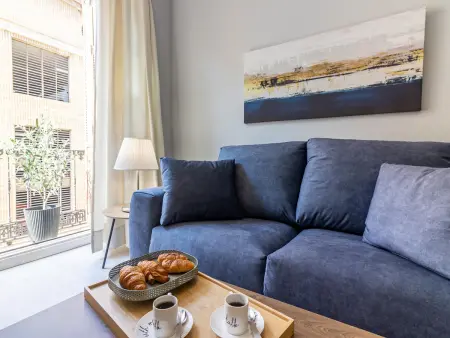 Appartement spacieux au centre de Malaga, 1 chambre, balcon, cuisine équipée, WiFi, climatisation - Photo 1