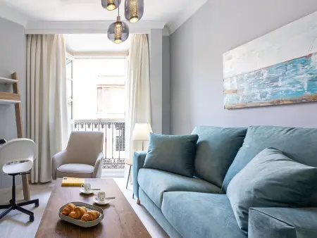 Appartement spacieux au centre de Malaga, 1 chambre, balcon, cuisine équipée, WiFi, climatisation - Photo 4