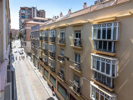Appartement spacieux au centre de Malaga, 1 chambre, balcon, cuisine équipée, WiFi, climatisation - Photo 21