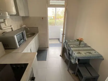 Appartement 3 pièces, 6 couchages, parking, proche plage et commerces, Fréjus - Photo 4