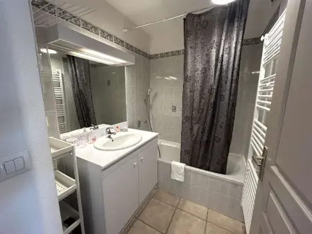 Appartement cosy 2 pièces, 6 couchages, proche pistes et commerces, La Salle-les-Alpes - Photo 10