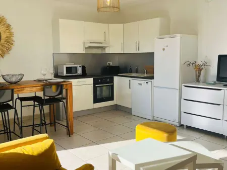 Appartement T3 avec Parking, WiFi et Clim - 1,5 km de la Plage à L'Île Rousse - Photo 6
