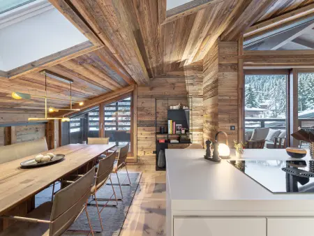 Duplex avec espace détente, piscine et 4 chambres à Megève - Photo 2
