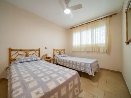Appartement en bord de mer avec piscine à Torredembarra - 2 chambres, terrasse et parking inclus - Photo 6
