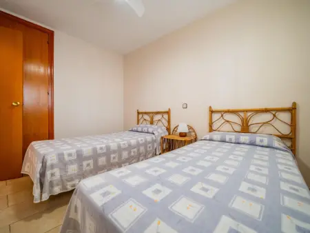 Appartement en bord de mer avec piscine à Torredembarra - 2 chambres, terrasse et parking inclus - Photo 7