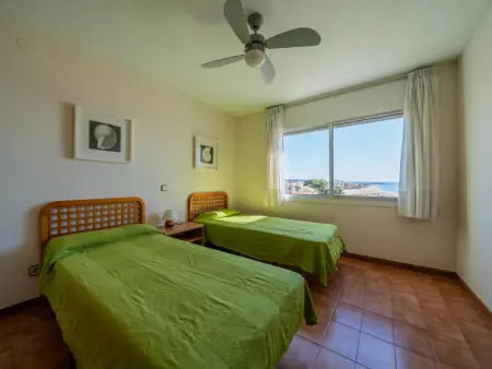 Appartement en Front de Mer avec Terrasse et Piscine - 4 Chambres, Wifi, Parking à Torredembarra - Photo 11