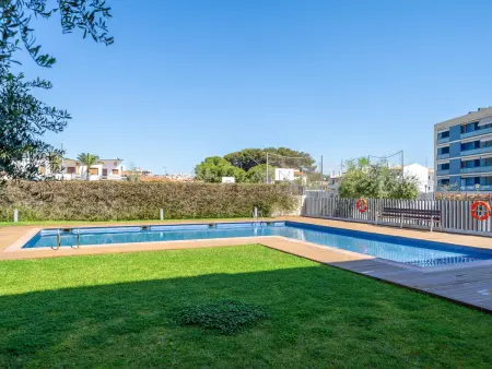 Appartement 80m² à 150m de la mer avec terrasse, piscine, climatisation et parking - Torredembarra - Photo 2