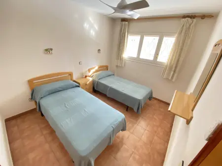 Appartement en bord de mer avec piscine, terrasse et parking à Torredembarra - Photo 2