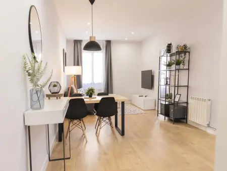 Appartement rénové au centre de Logroño, proche Calle Laurel, 6 pers., Wi-Fi, confort garanti - Photo 3