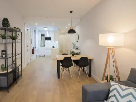 Appartement rénové au centre de Logroño, proche Calle Laurel, 6 pers., Wi-Fi, confort garanti - Photo 8