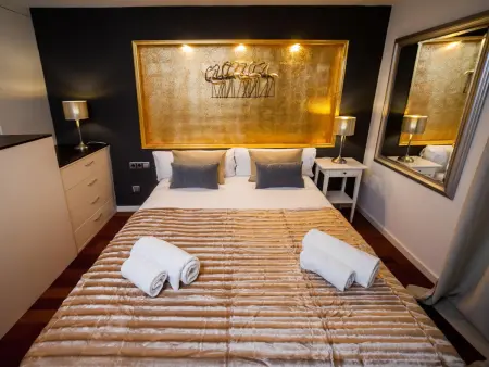 Luxueux Duplex au Centre de Barcelone avec 5 Chambres et Balcon - Photo 10