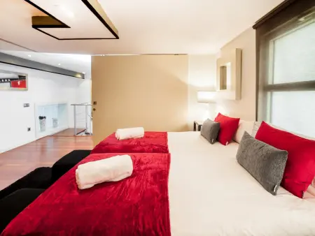 Luxueux Duplex au Centre de Barcelone avec 5 Chambres et Balcon - Photo 18