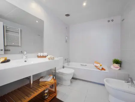 Luxueux Penthouse Duplex à Barcelone : 4 Chambres, 2 Salles de Bain, Terrasse, Parking Inclus - Photo 23
