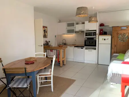 Appartement au calme avec climatisation et parking à Bouzigues - Photo 1