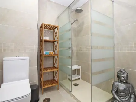 Appartement lumineux avec terrasse au centre de Malaga - Photo 3