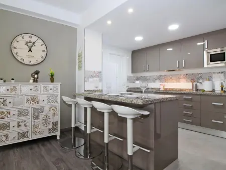 Appartement lumineux avec terrasse au centre de Malaga - Photo 4