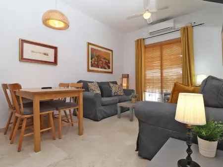 Charmant Appartement 2 Chambres au Cœur de Malaga avec Parking Privé et Wi-Fi Gratuit - Photo 11