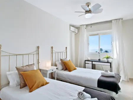 Appartement face à la plage avec piscine à Rincón de la Victoria - Photo 11
