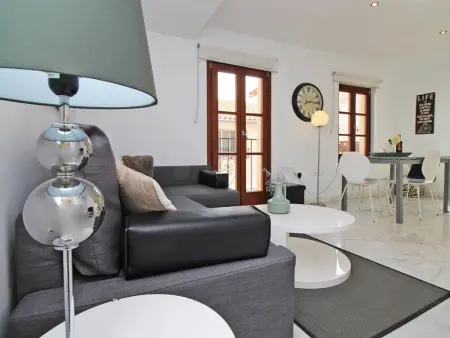 Lumineux appartement familial au cœur du centre historique de Malaga - Photo 2