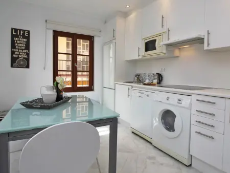 Lumineux appartement familial au cœur du centre historique de Malaga - Photo 3