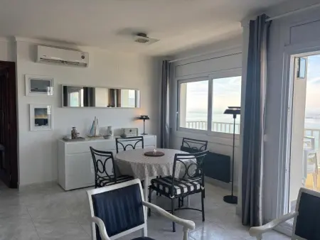 Appartement confortable 3 chambres avec climatisation, terrasse et piscine à Roses - Photo 18