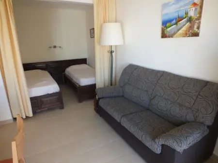 Appartement pour 4 avec terrasse et piscine à 50m de la plage - Photo 11