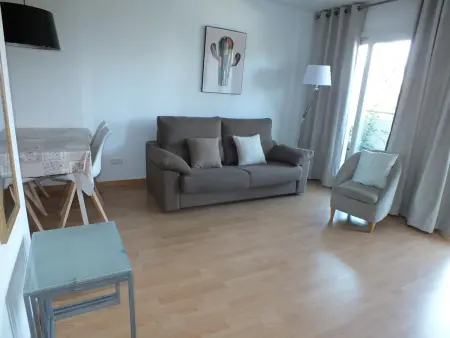Charmant appartement avec parking, piscine, près d'Aquabrava et plages à Roses - Photo 17