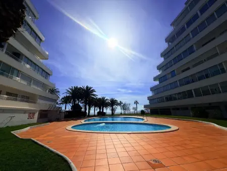 Appart 1ch, clim optionnelle, piscine, jardin - Roses - Photo 2