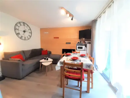 T3 6 pers à St-Lary-Soulan avec balcon, wifi et parking - Photo 4