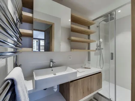Appartement 72m², proche pistes, 8 pers, parking, wifi - Photo 10